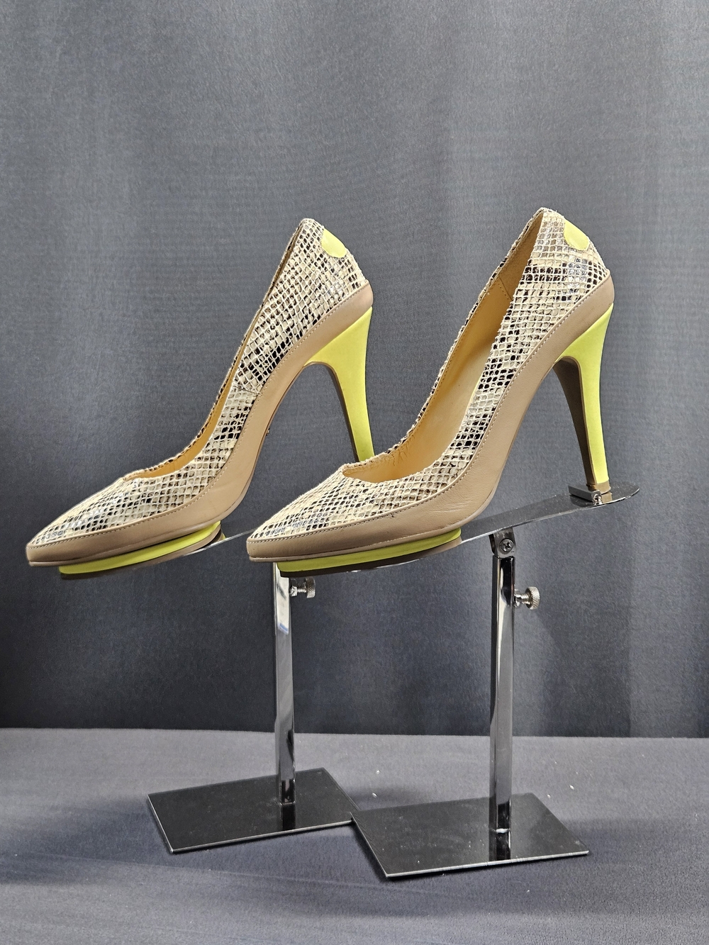 Rachel Cox Snakeskin Neon Yellow Platform Pumps Heels Size 6 Exotics Hand Made